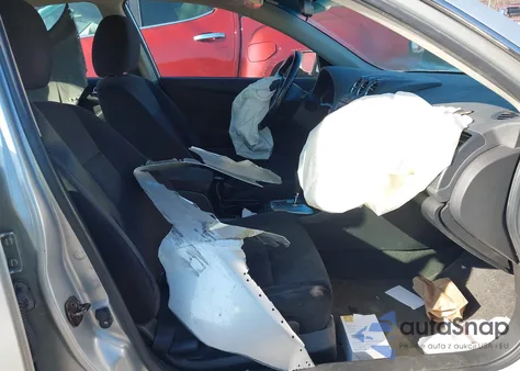 2010 Nissan Altima 2.5 S z USA, uszkodzony, nr VIN 1N4AL2AP2AN542861